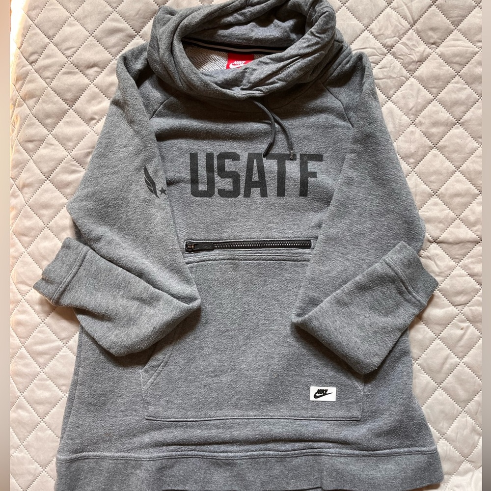 Nike USATF Scoop Neck Sweatshirt